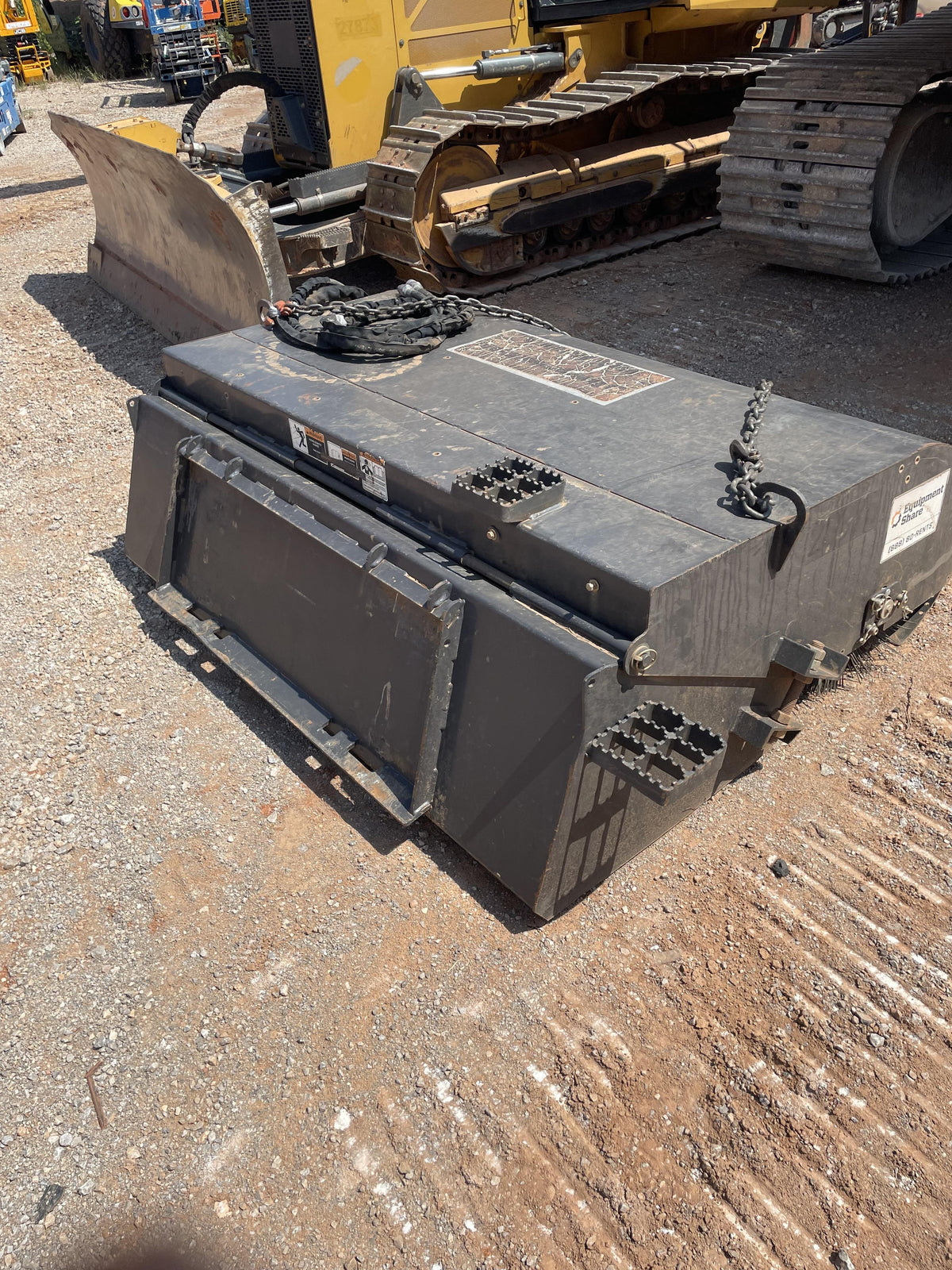 2019 PALADIN Sweepster SB72