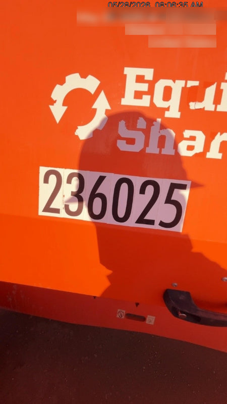2022 JLG 860SJ