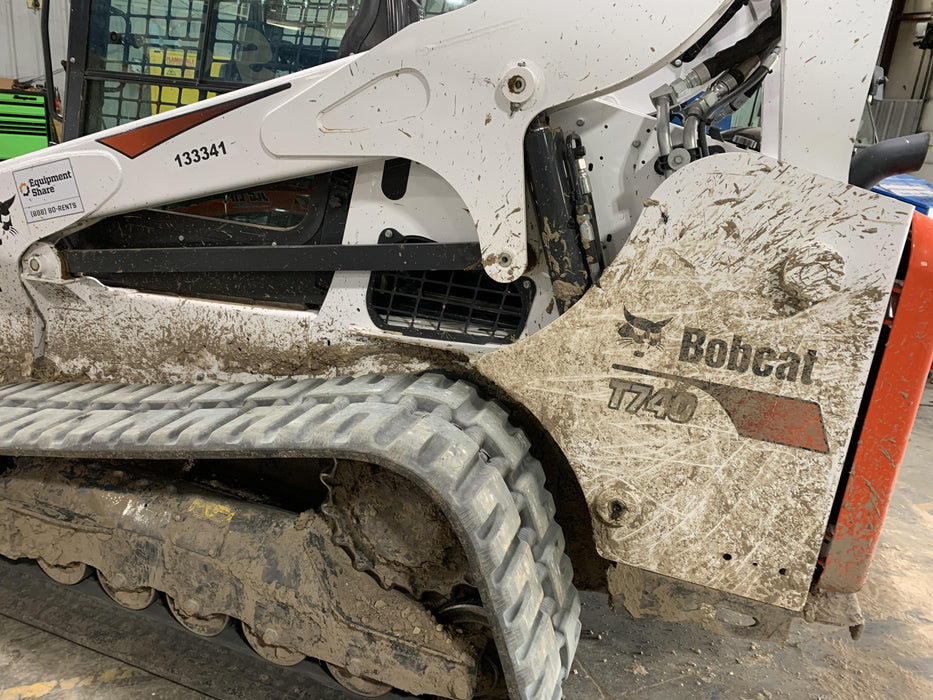 2021 BOBCAT T740