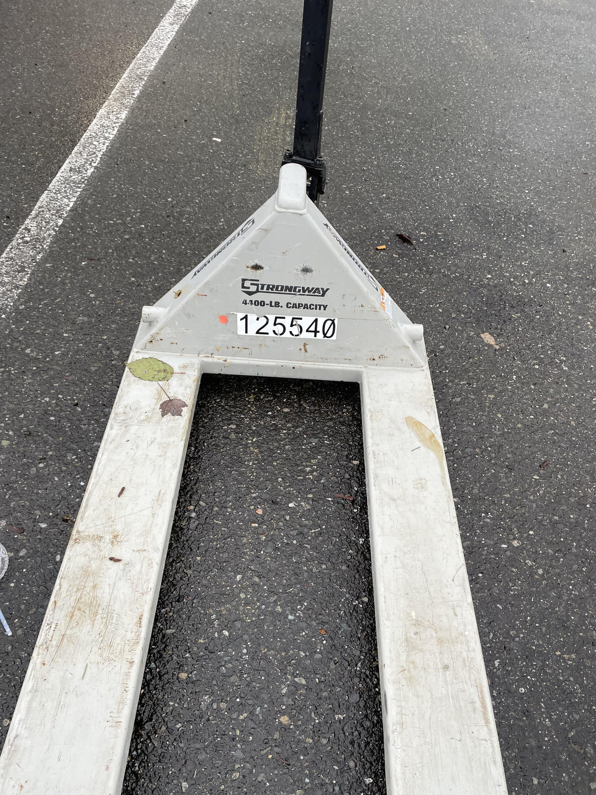 2021 STRONGWAY 4400 lb Pallet Jack