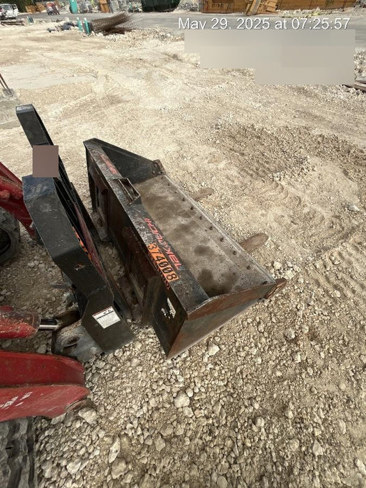 2022 ARROW MATERIAL HANDLING 48" Pallet Forks - Arrow