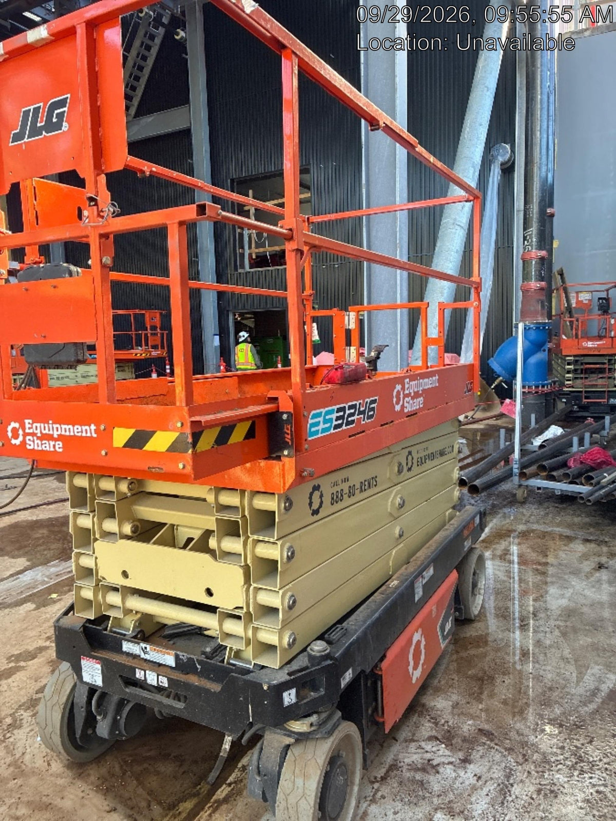 2022 JLG ES3246