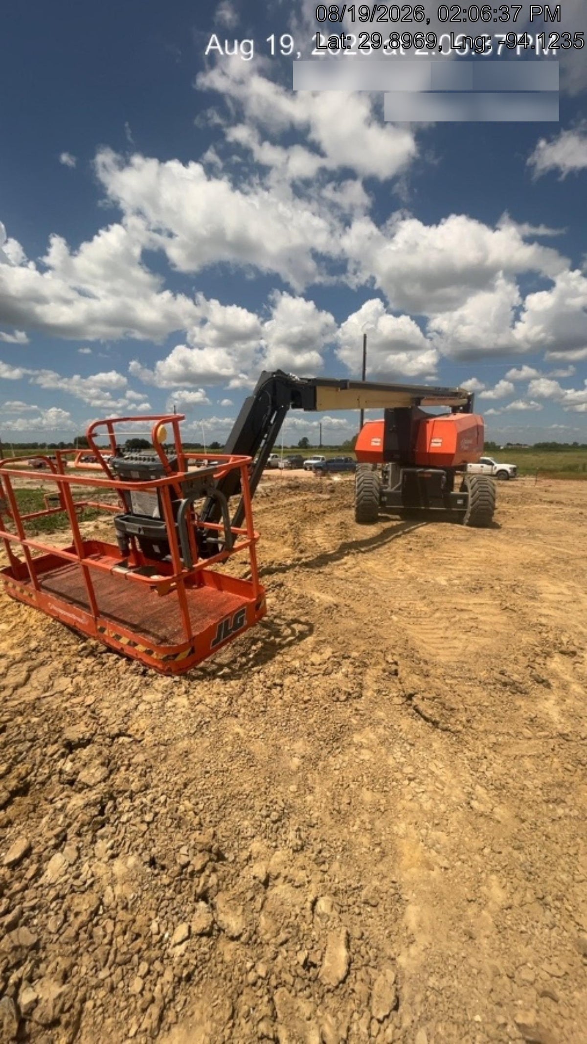 2025 JLG 800AJ