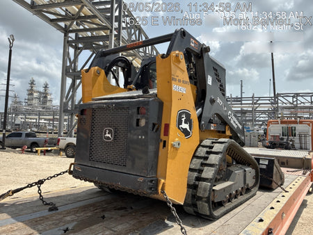 2019 Takeuchi TL8 Cab, Heat/AC, Defroster, 15" Wide Rubber Tracks, Back-up Alarm, Front & Rear Working Lights, Auxiliary Hydraulics, Two-Speed Travel, Electronic Monitoring System, Hydraulic Universal Quick Hitch 76" HD Dirt Bucket with 8 Teeth, 20.3 cubic feet Capacity
