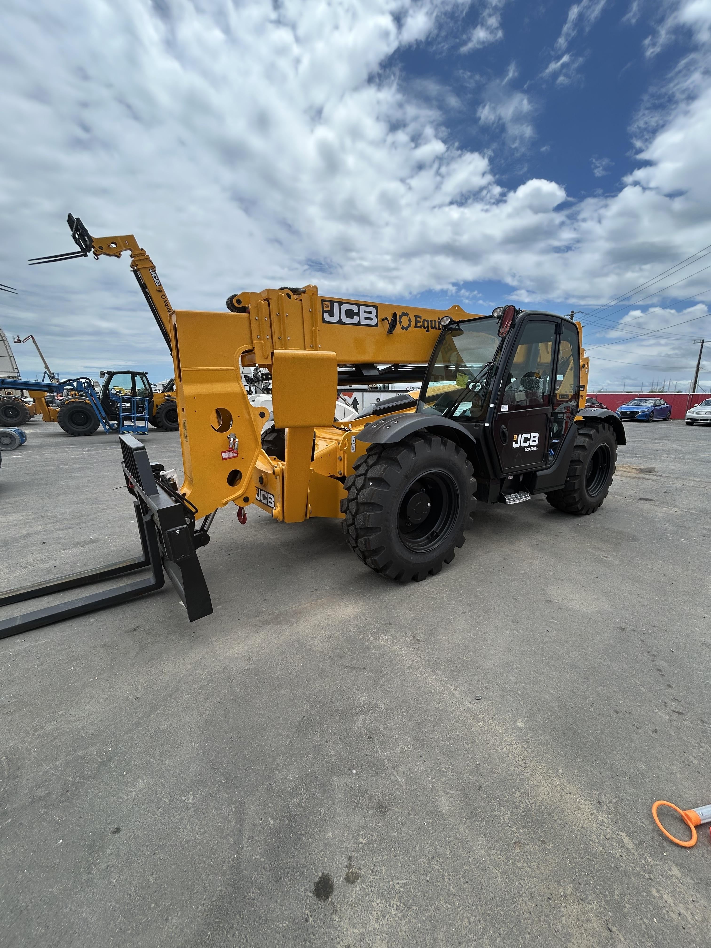 2026 JCB 514-56