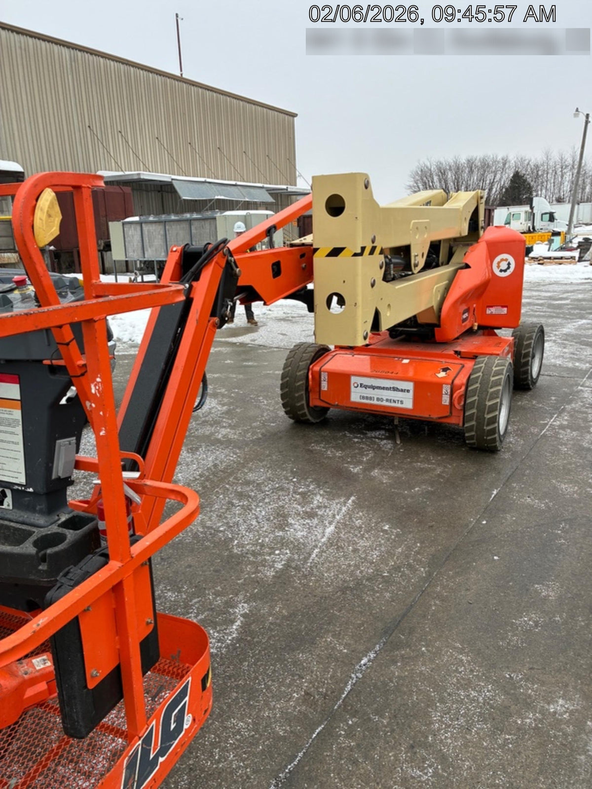 2022 JLG E450AJ