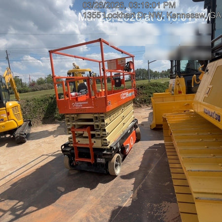 2022 JLG ES3246
