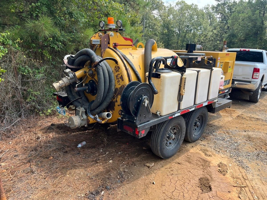 2023 Vac-Tron LP573XDT T4 Koehler Diesel Engine, 500 Gallon Debris Tank, x2 100 Gallon Water Tanks