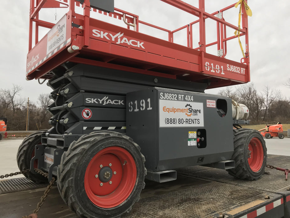 2017 SKYJACK SJ6832 RT