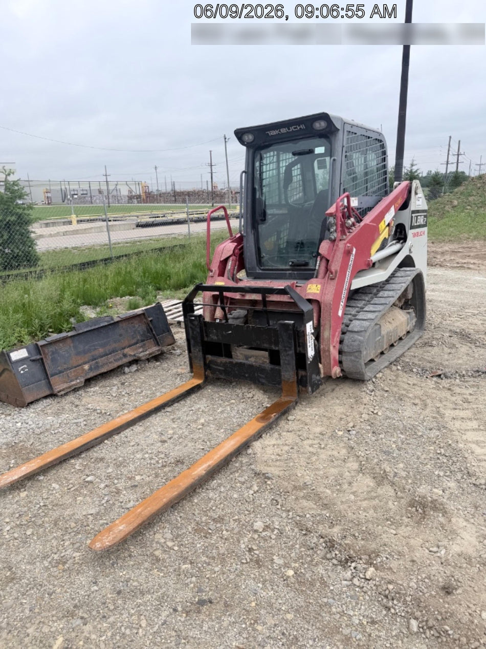 2025 ARROW MATERIAL HANDLING 24" Pallet Fork Frame