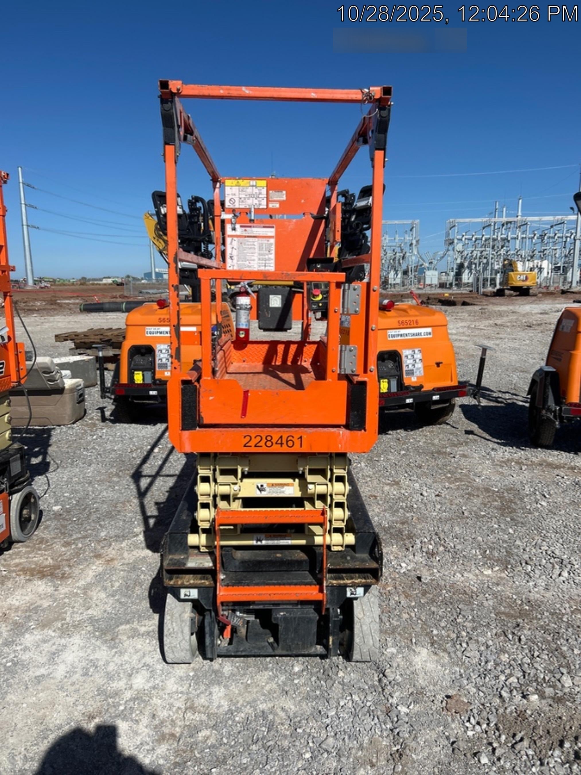 2022 JLG ES1932