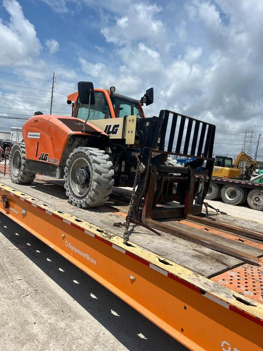 2020 JLG G5-18A Cab/Heat/Air, NM Solid Tires, Beacon w/48" Carriage, 48" Pallet Forks