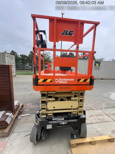 2022 JLG ES3246