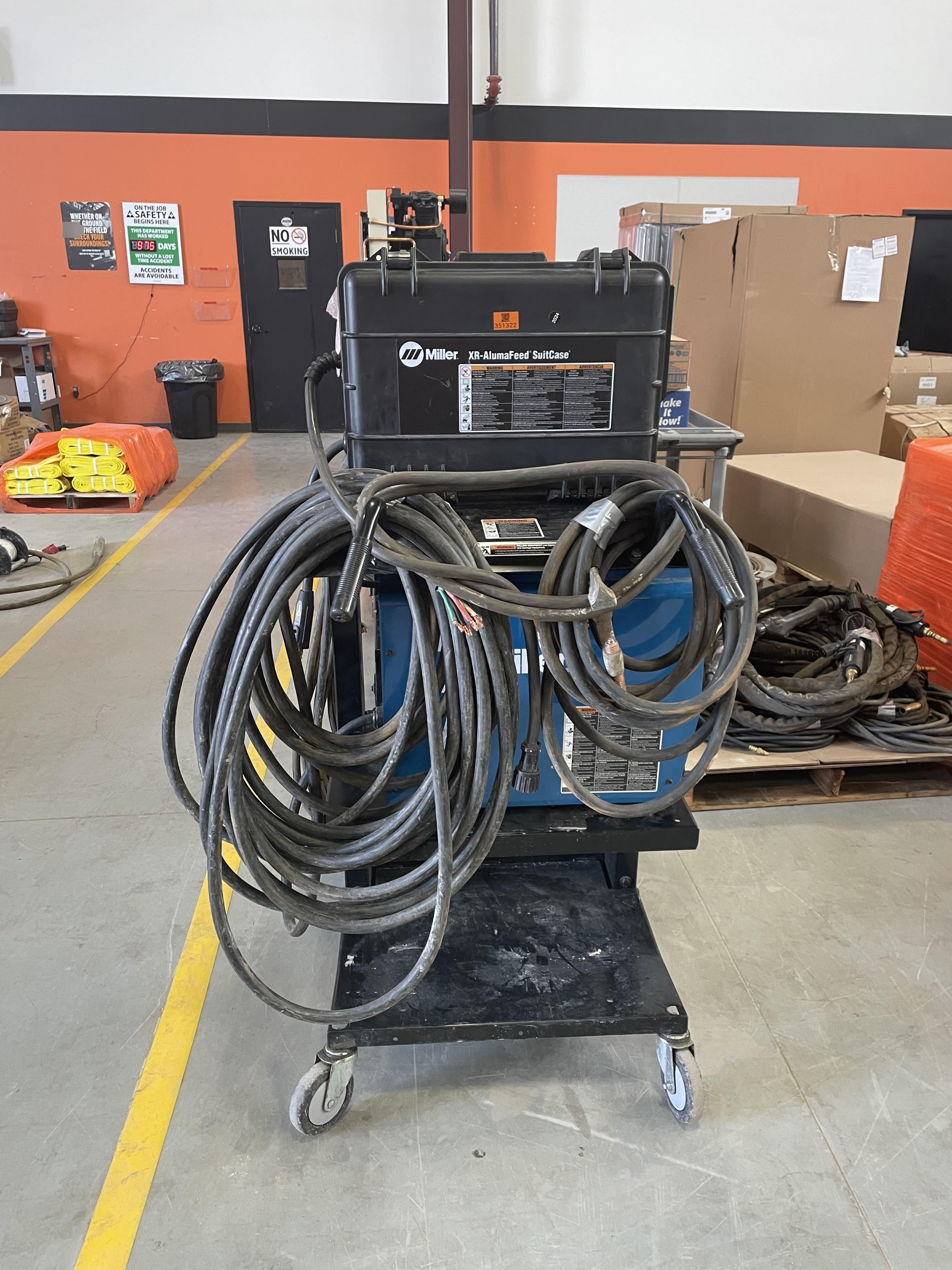 2023 MILLER ELECTRIC AlumaPower 350 MPA