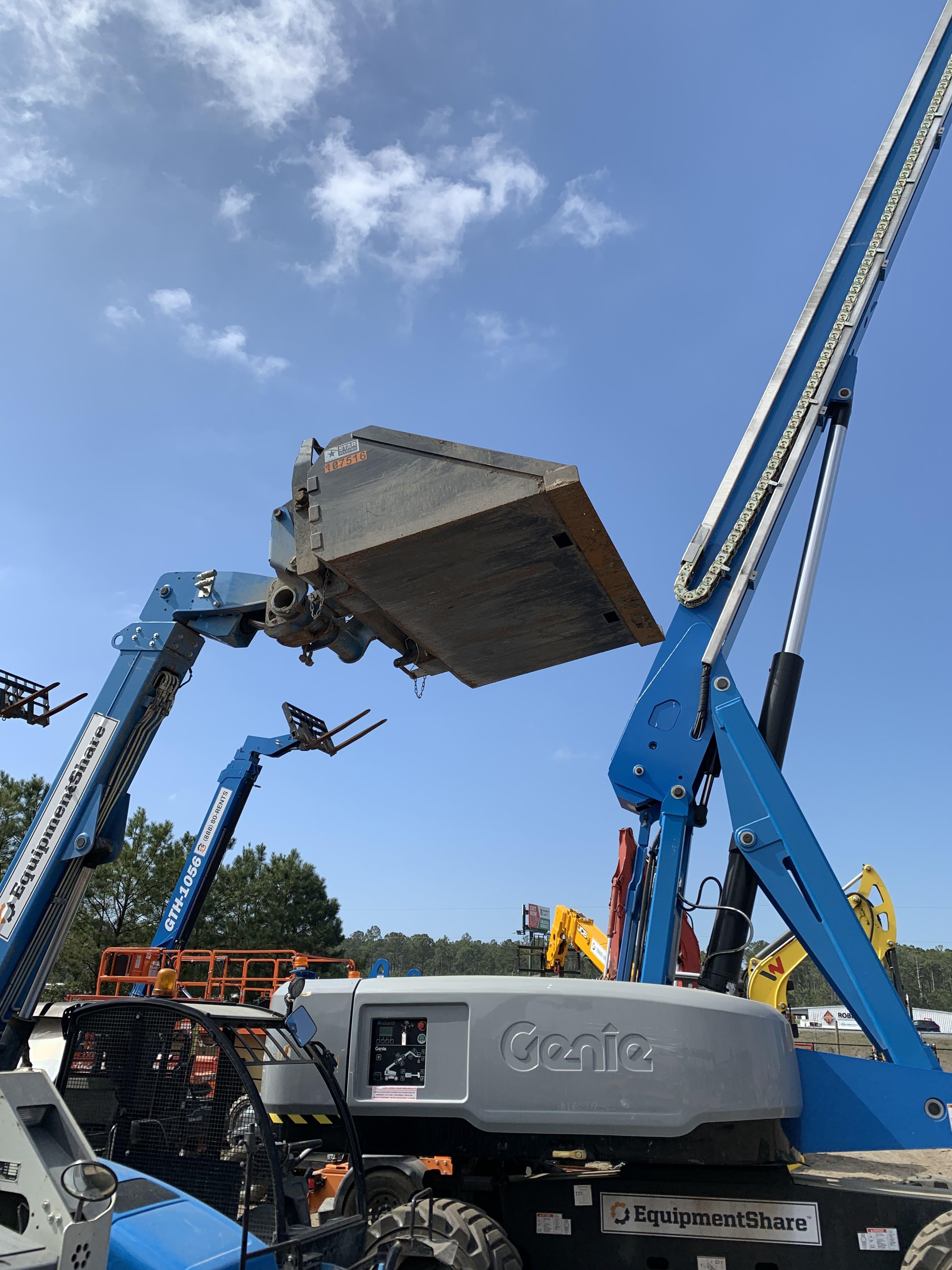 2018 ARROW MATERIAL HANDLING 3207218XFM