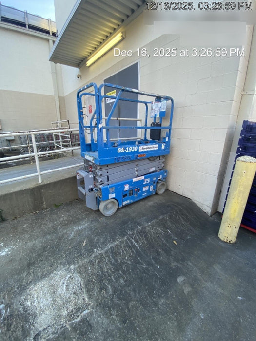 2019 Genie GS-1930 Fixed Rails with Chain Entry