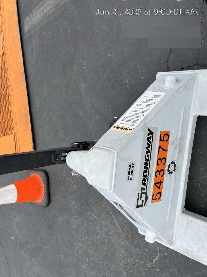 2025 STRONGWAY 4400 lb Pallet Jack
