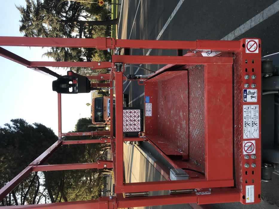 2020 Skyjack SJIII-3219 Solid NM Tires, Half height spring hinged entry gate, Dual Beacons, 800W Inverter