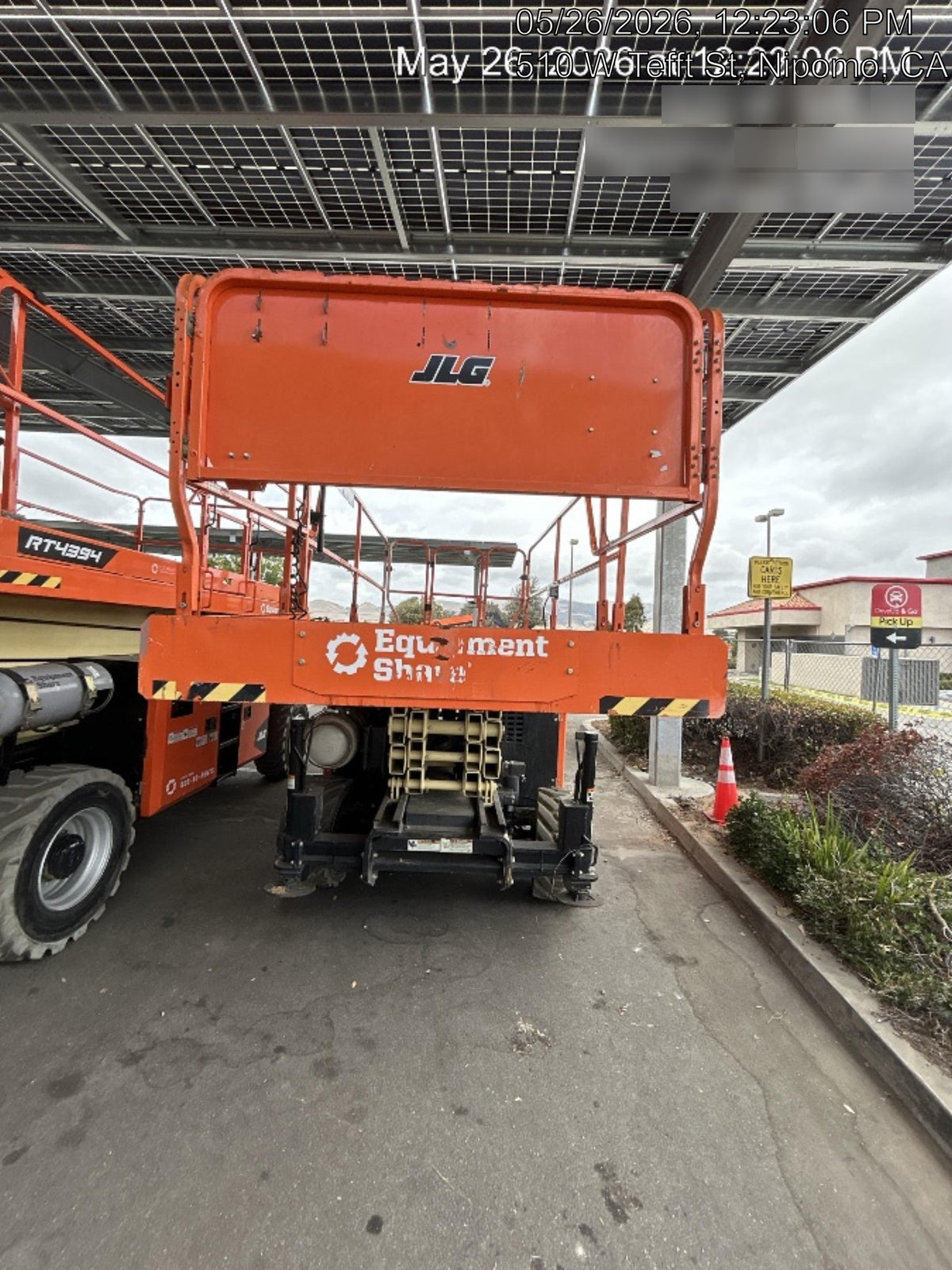 2025 JLG RT4394