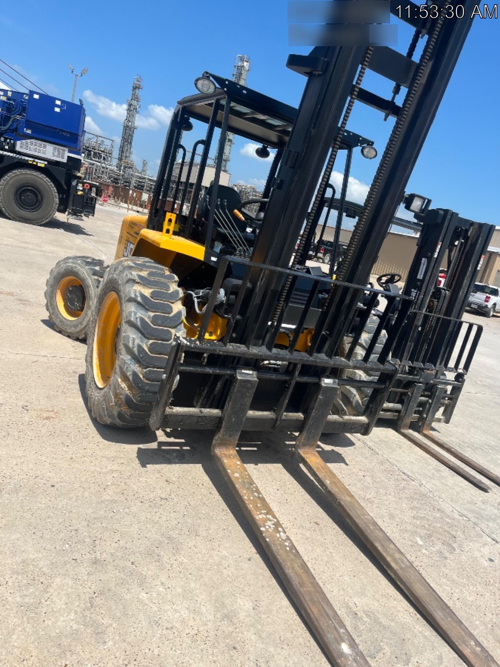 2025 JCB 930-4