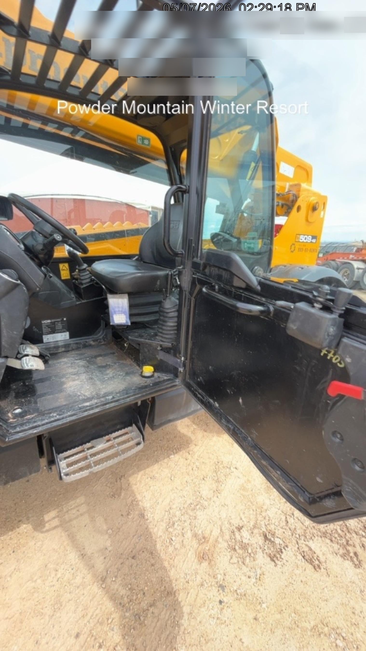 2023 JCB 509-42