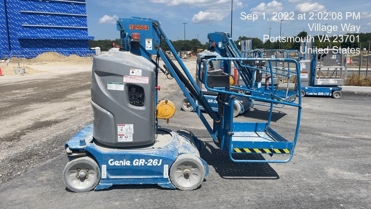 2020 GENIE GR-26J