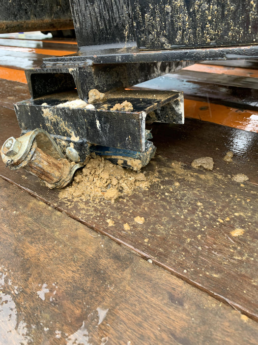 2020 STAR INDUSTRIES M-1820 - Self-Dump Hopper