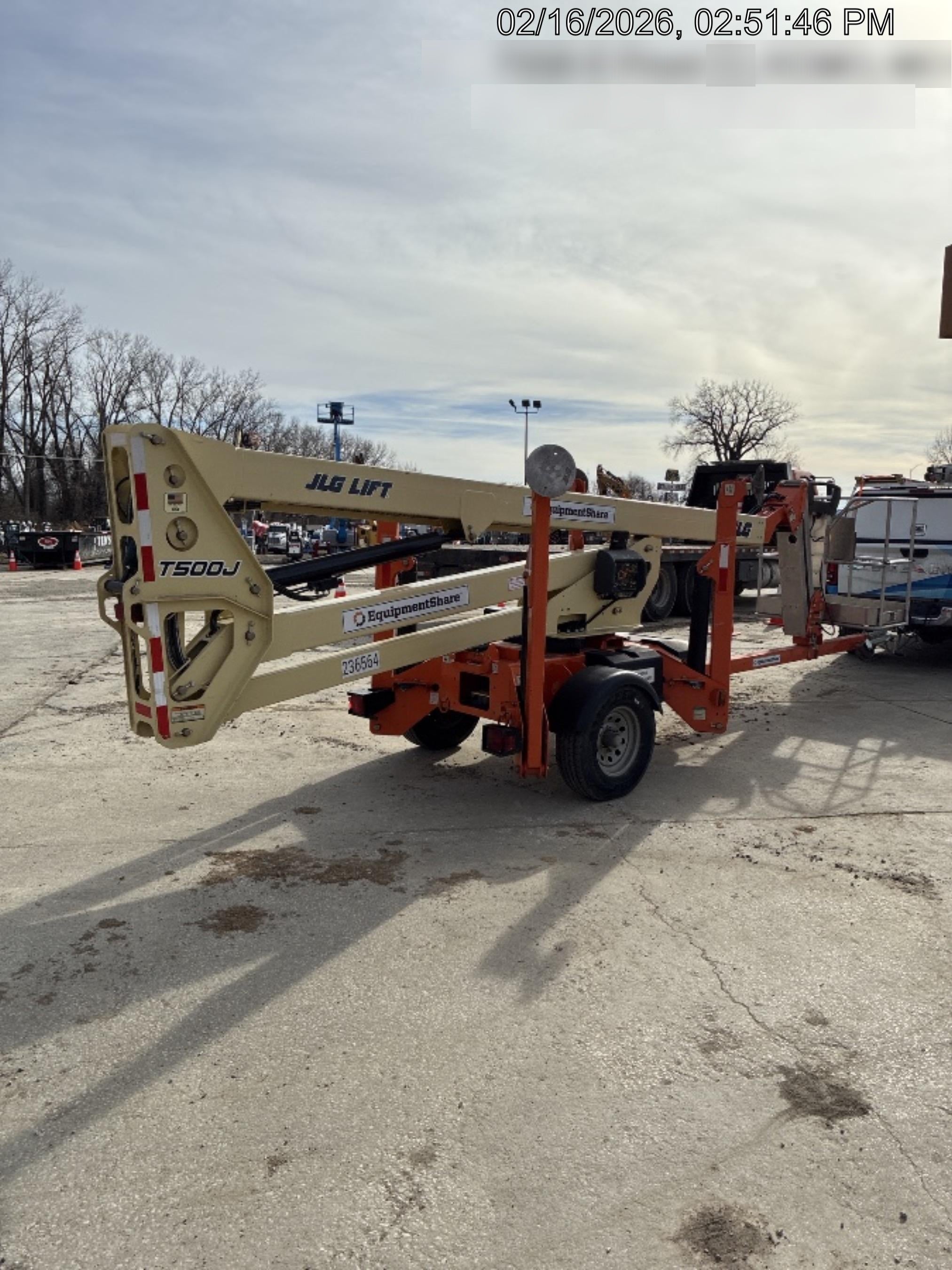 2022 JLG T500J