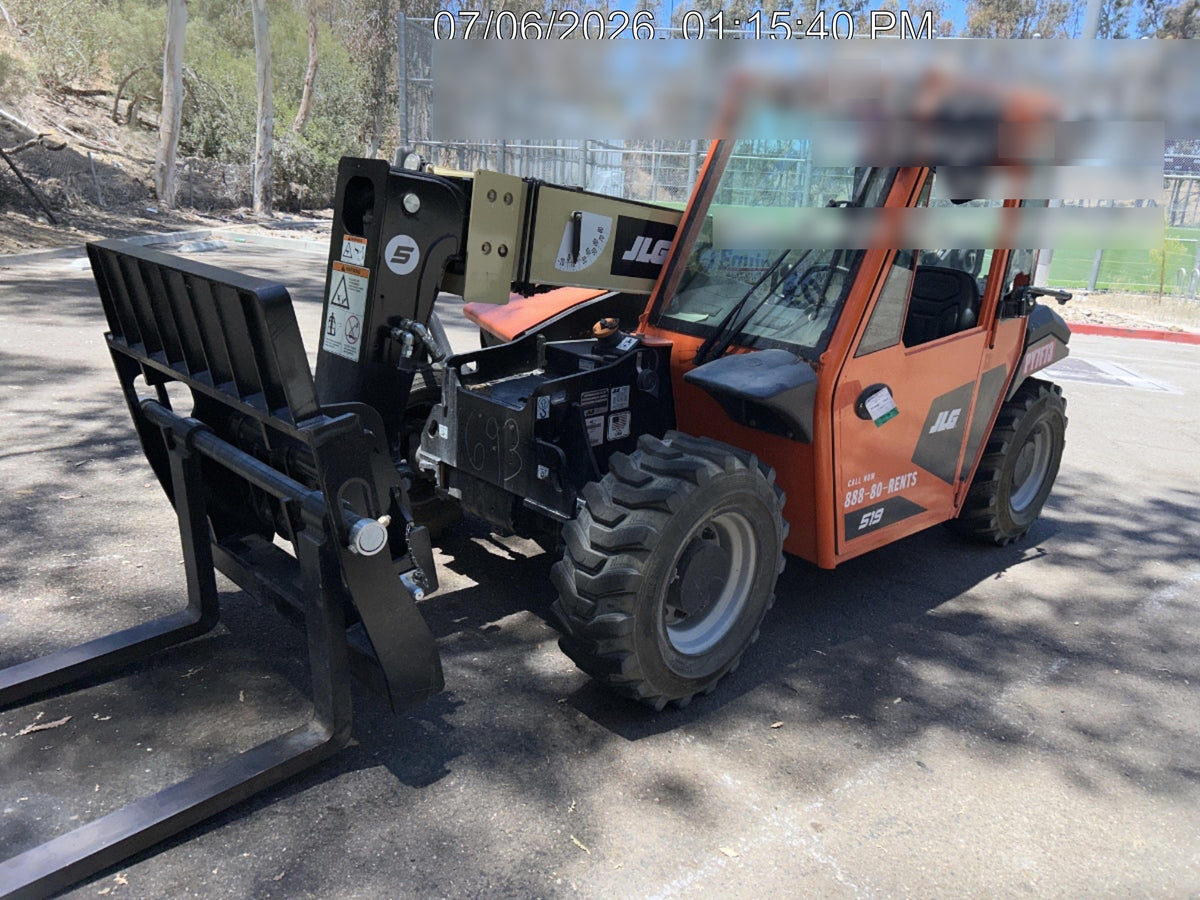 2025 JLG 519