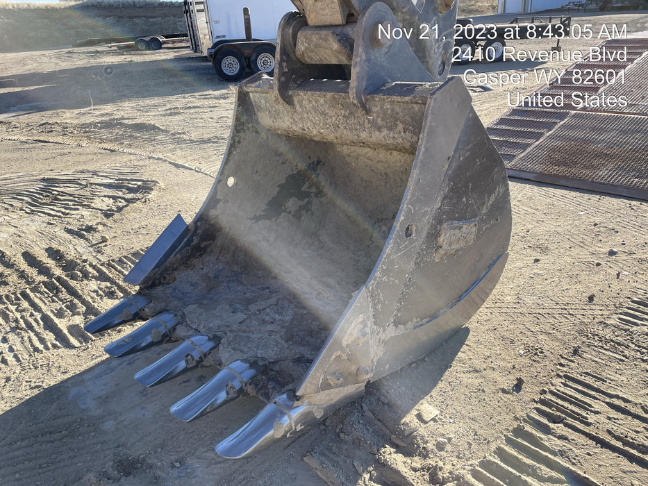 2019 DOOSAN 42" Excavator Bucket