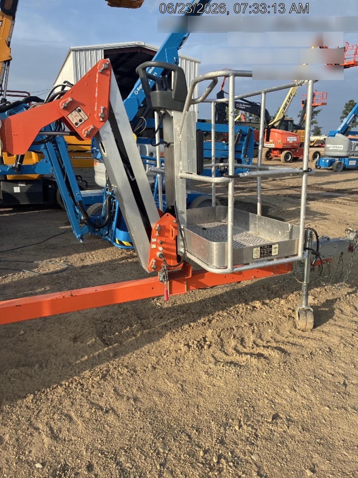 2023 JLG T500J