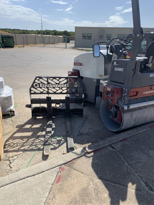 2022 PALADIN 48" Pallet Forks - Paladin