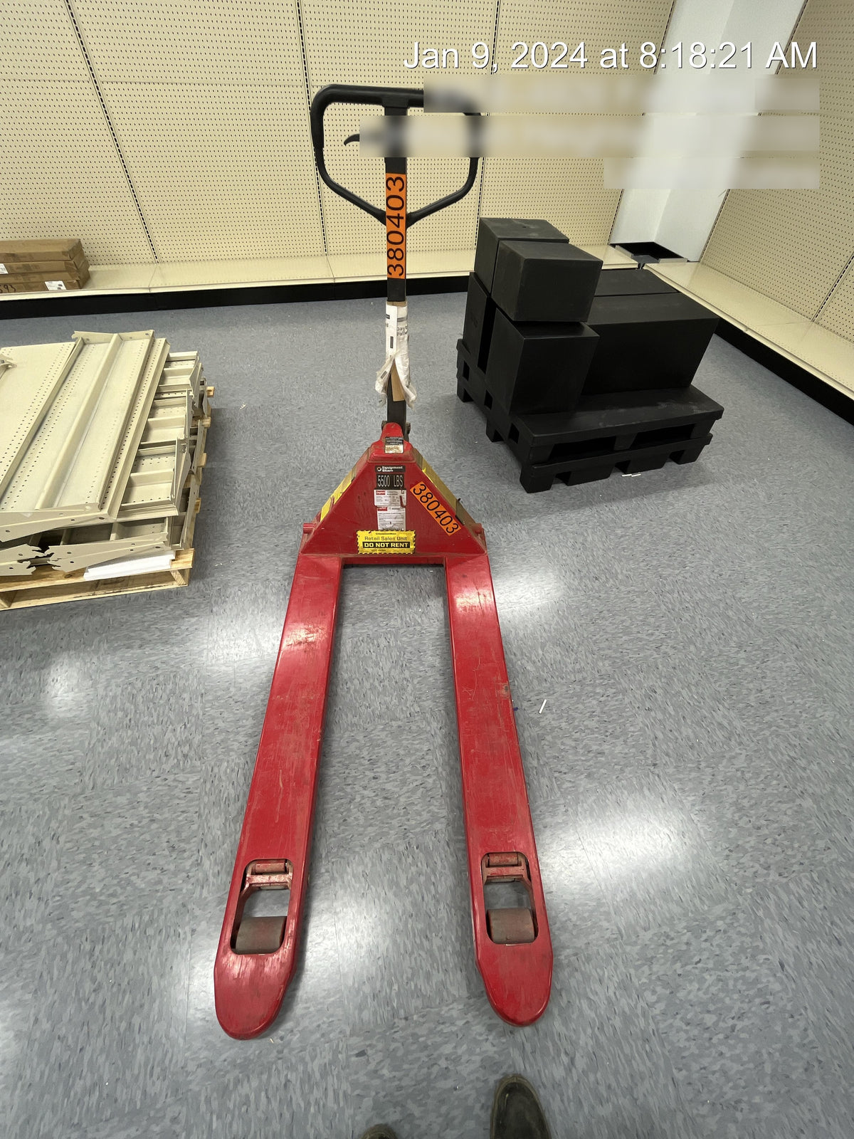 2022 DAYTON 5500 lb Pallet Jack