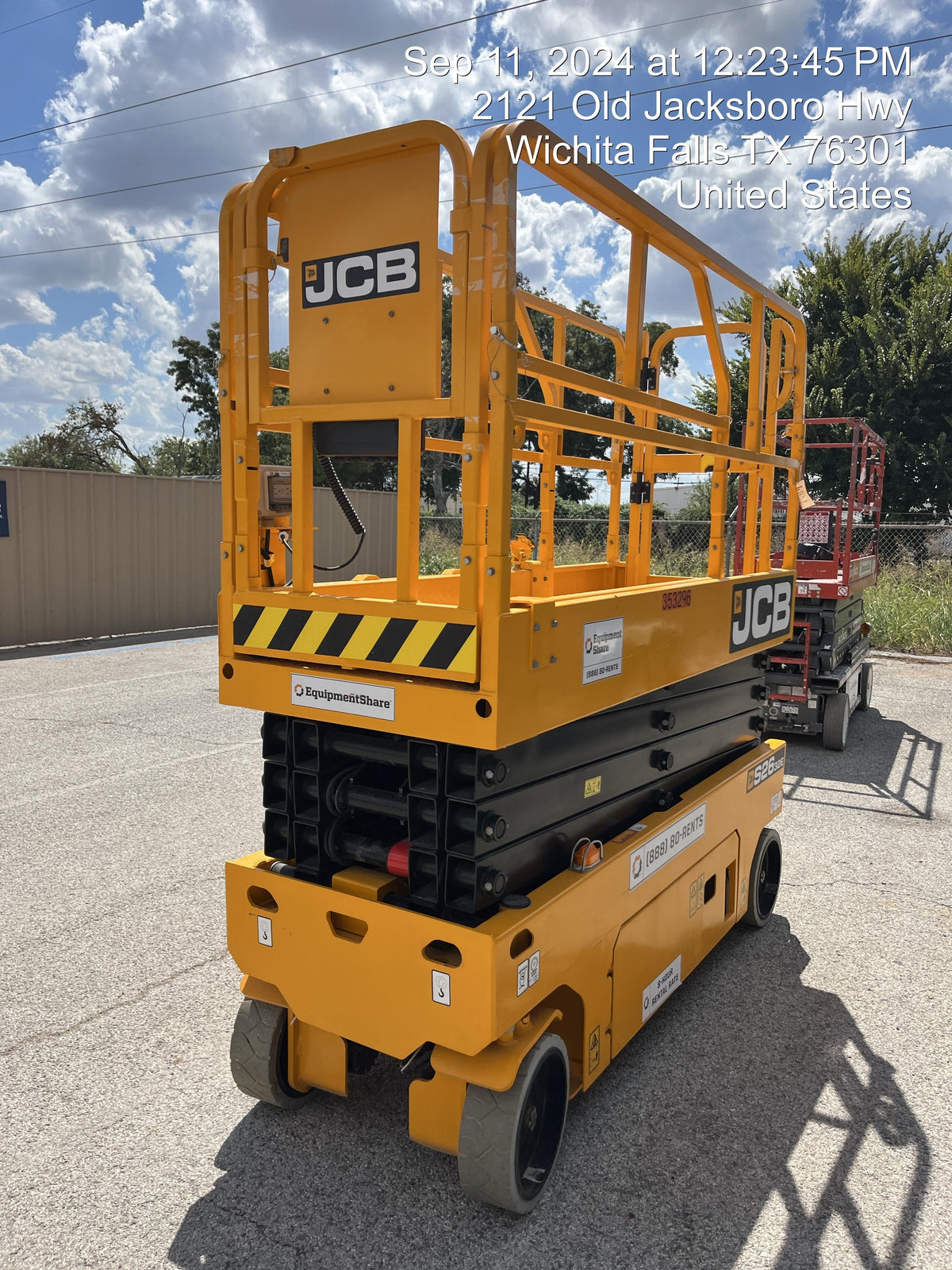 2023 JCB S2632E