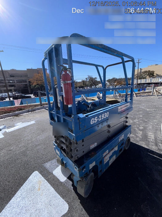 2019 Genie GS-1930 Fixed rails with chain Entry