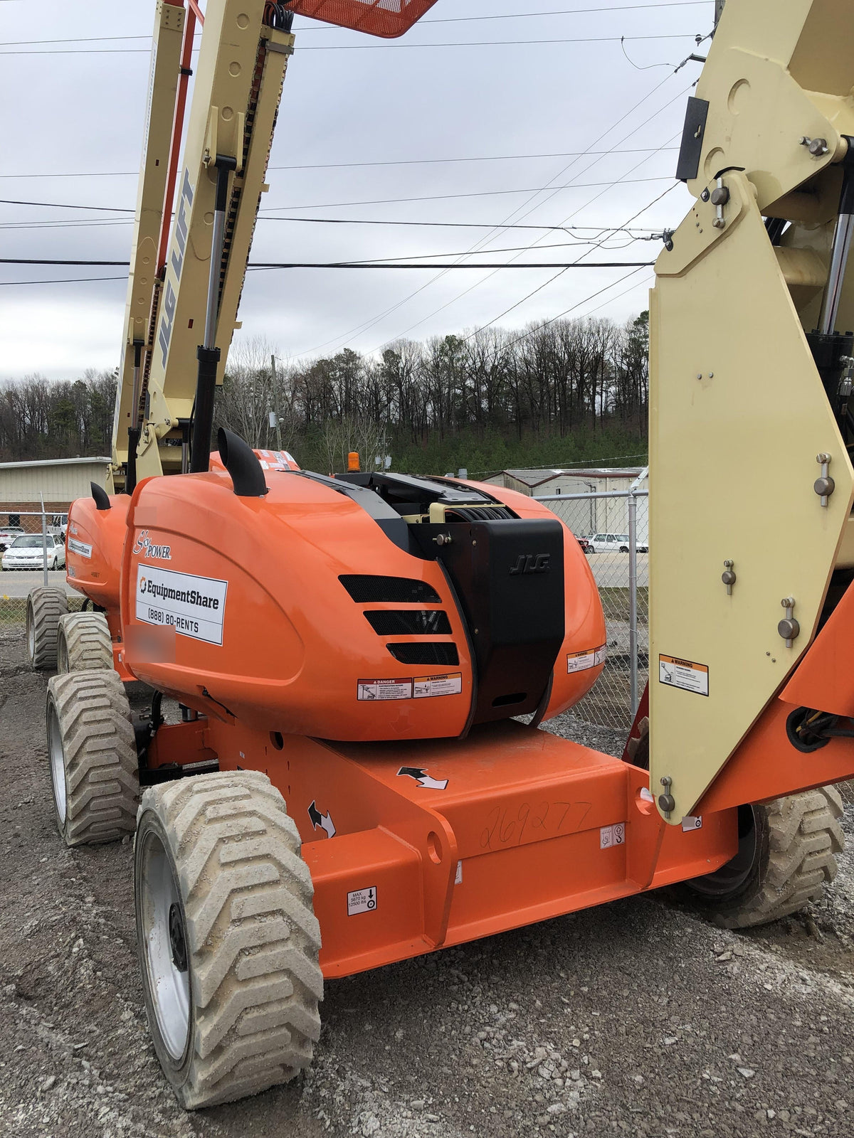 2019 JLG 600AJ
