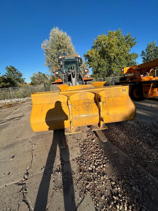 2021 DOOSAN DL300-5