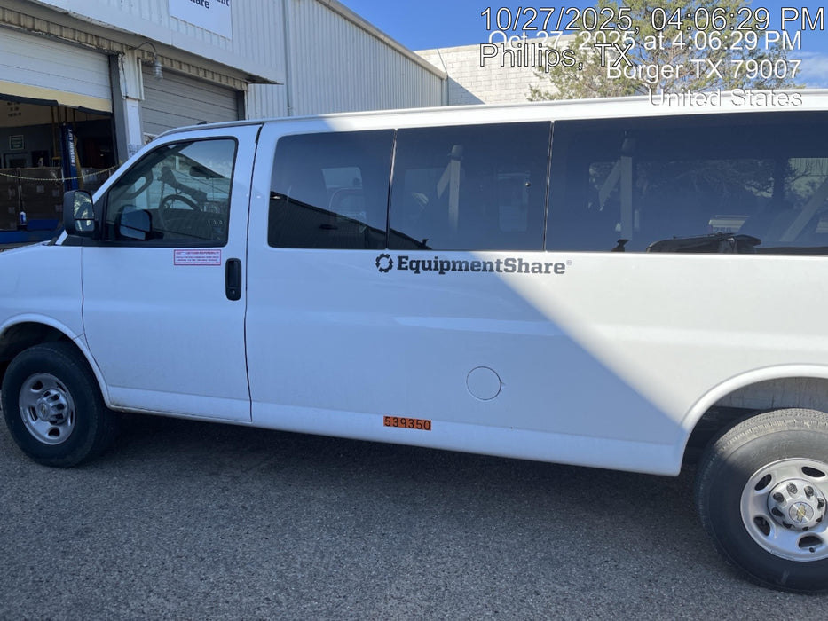 2025 CHEVROLET Express Van - Rental