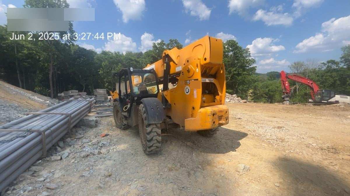 2020 JCB 510-56