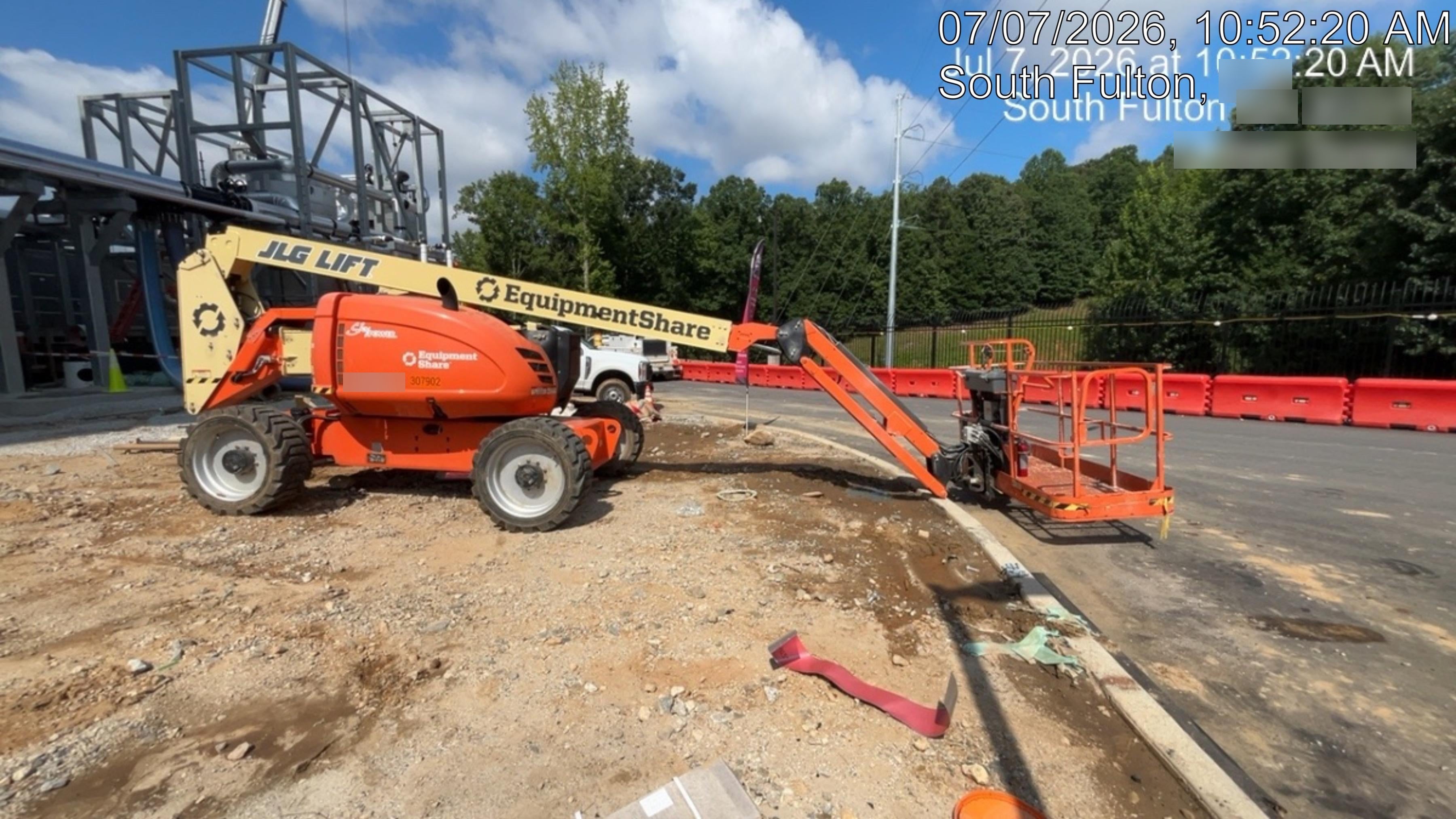 2023 JLG 600AJ