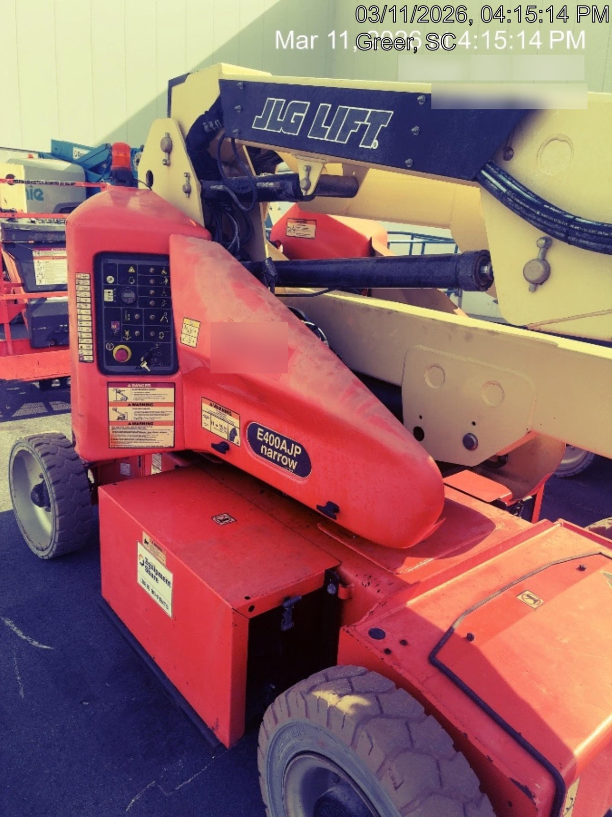 2019 JLG E400AJPN