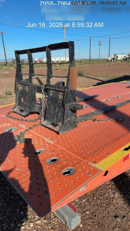2025 ARROW MATERIAL HANDLING 60" Pallet Forks - Arrow