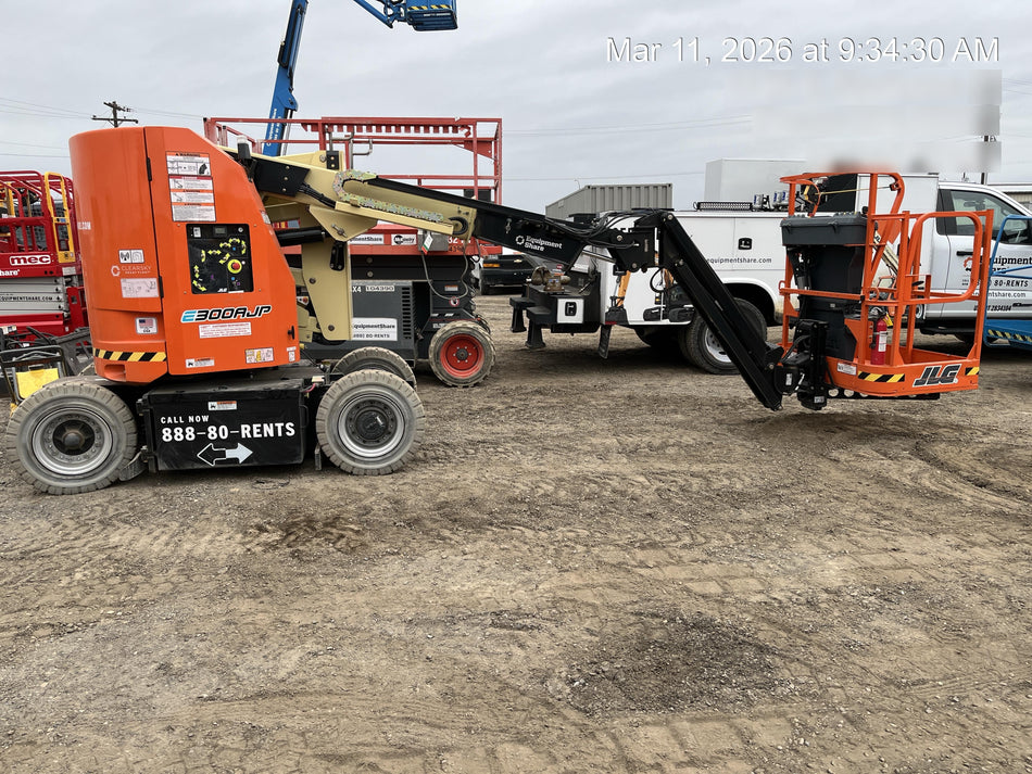 2025 JLG E300AJP
