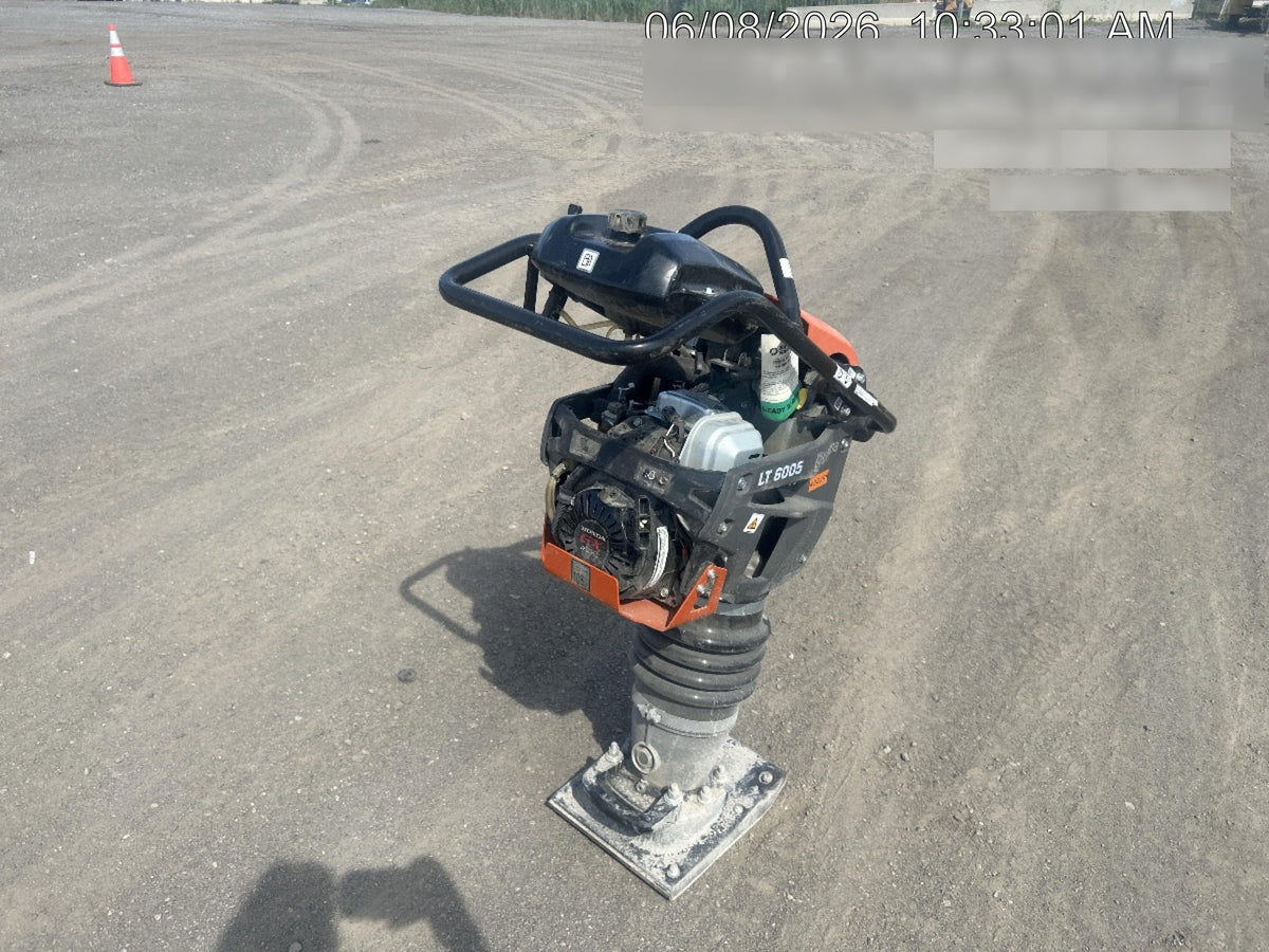 2024 HUSQVARNA LT6005