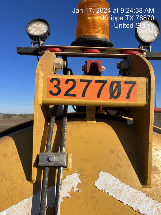 2023 VAC-TRON LP573XDT