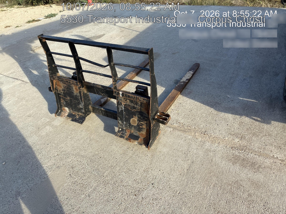 2023 ARROW MATERIAL HANDLING 24" Pallet Fork Frame