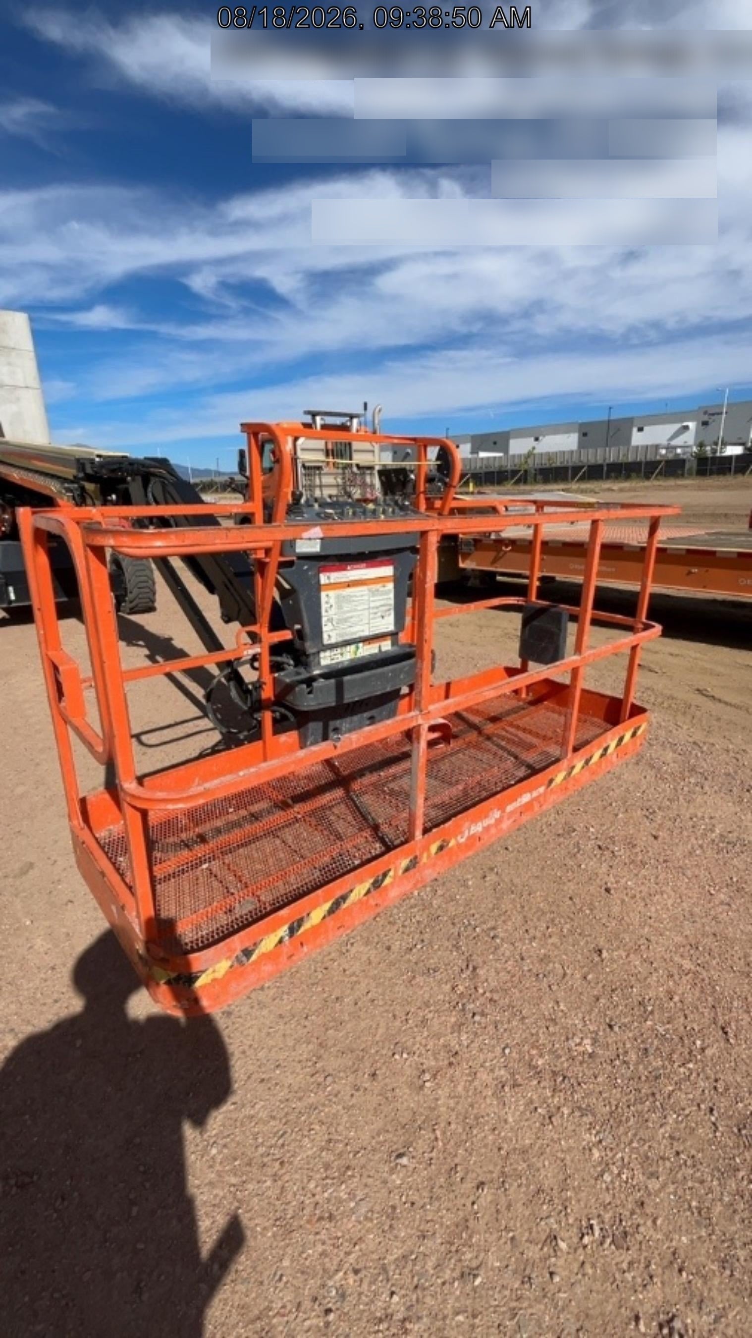 2023 JLG 660SJ