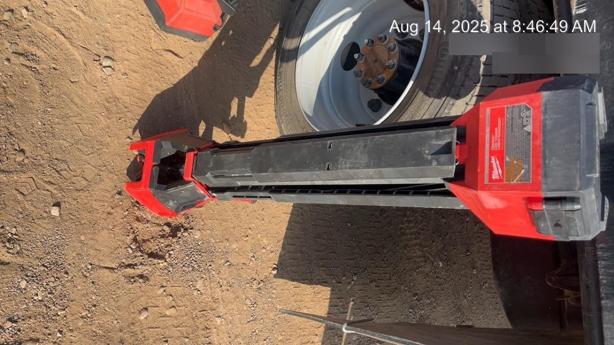 2022 MILWAUKEE 2136-20