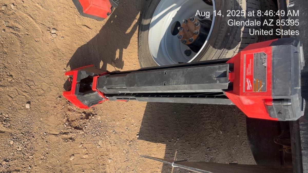 2022 MILWAUKEE 2136-20