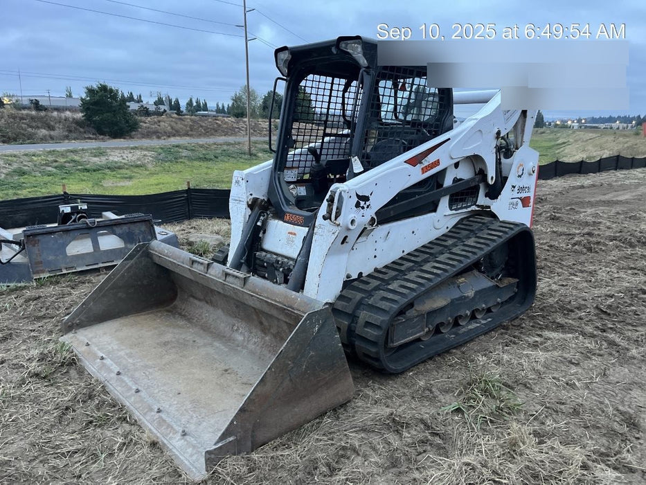 2021 BOBCAT T740